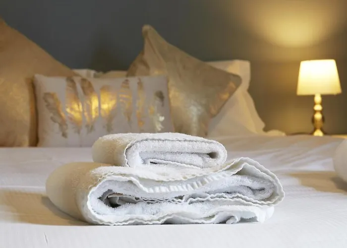 27 George Street Villa York